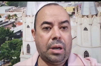 Presidente da Câmara de Ourinhos, Santiago, grava vídeo e afirma que recebeu alta médica, após testar positivo para a Covid-19, na semana passada 